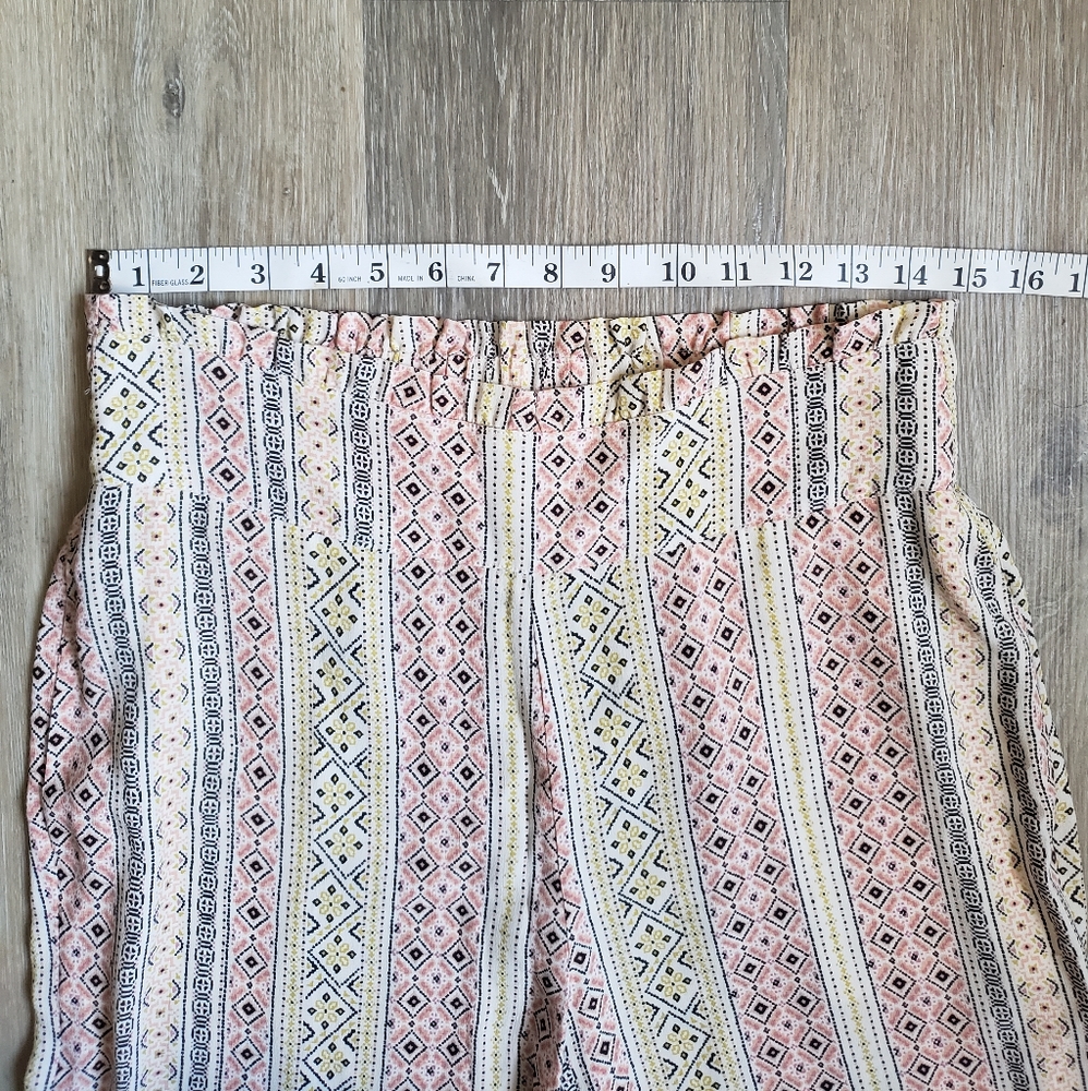 SANCTUARY PULL-ON PANTS - Picture 4 of 12